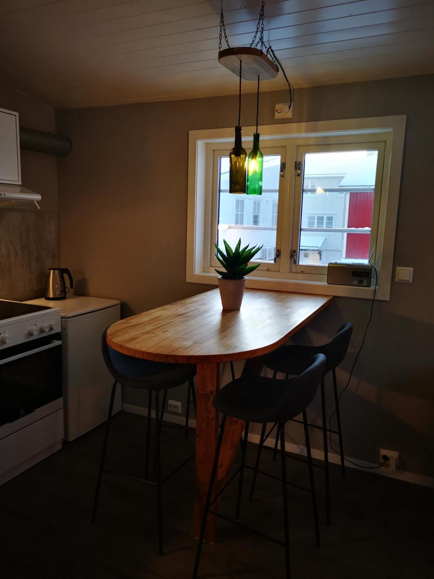 Kaikanten Rorbuer Sennesvik Bilik gambar
