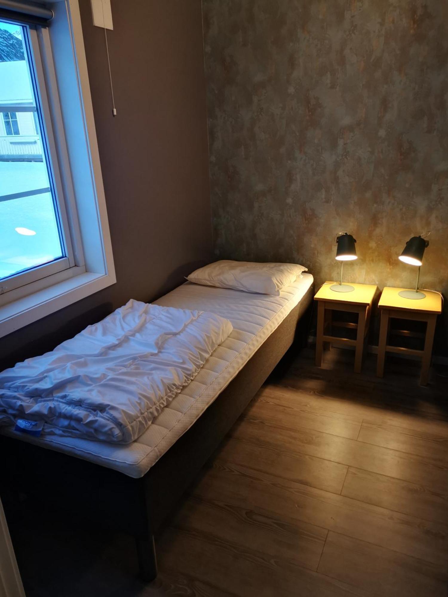 Kaikanten Rorbuer Sennesvik Bilik gambar